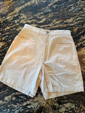 Talbots Cream Chino Shorts Size 6 Classic Preppy Summer